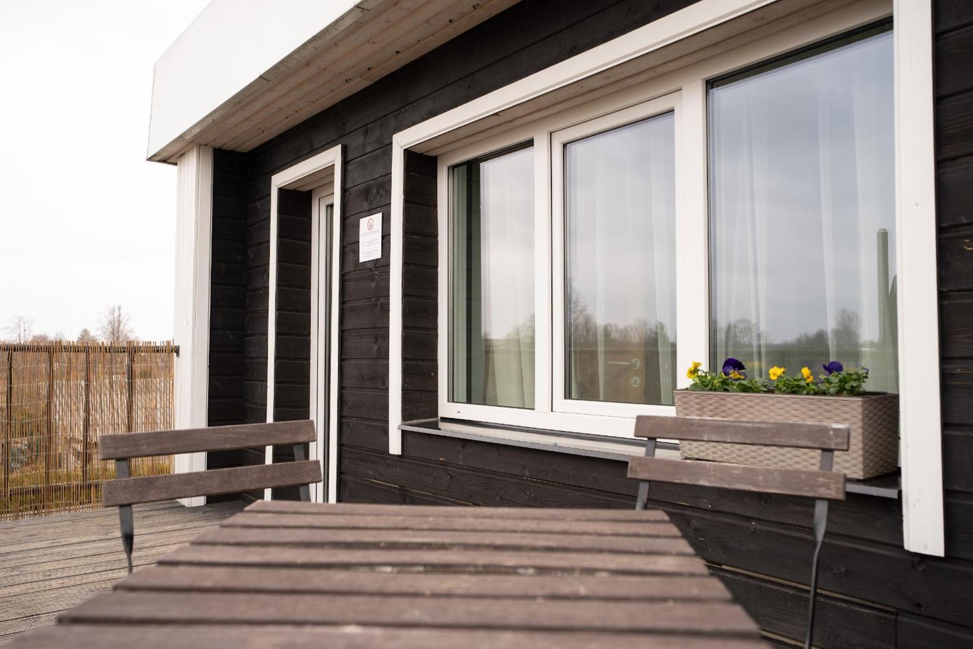Family Garden Apartments With Free Private Parking & Playground Riga Extérieur photo