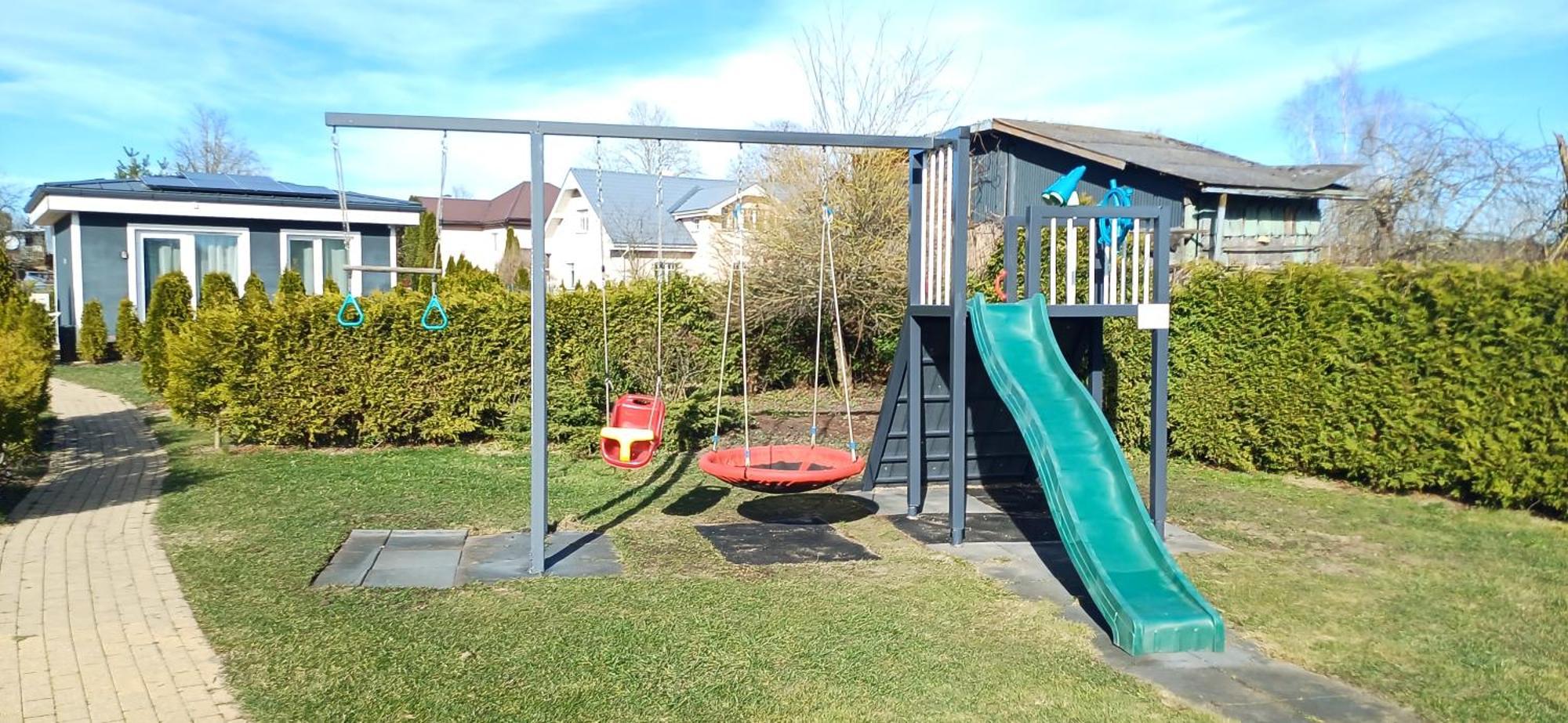 Family Garden Apartments With Free Private Parking & Playground Riga Extérieur photo